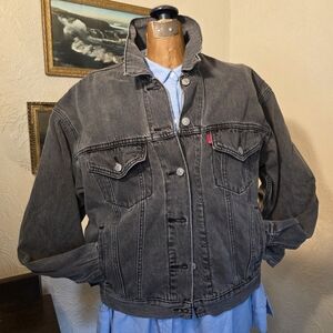 Levi’s 90s Trucker Jacket in Be Kind Rewind Black Size MED.